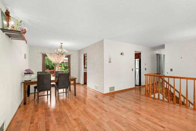 1173 Duckwood Drive, Eagan, MN 55123