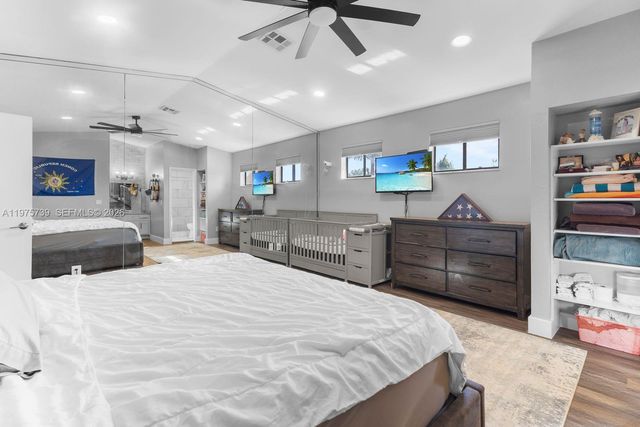 4169 S Pine Island Rd, Davie, FL 33328