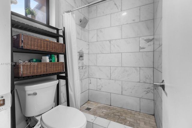 4169 S Pine Island Rd, Davie, FL 33328