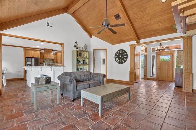 2807 Edmond NE Road, Piedmont, OK 73078