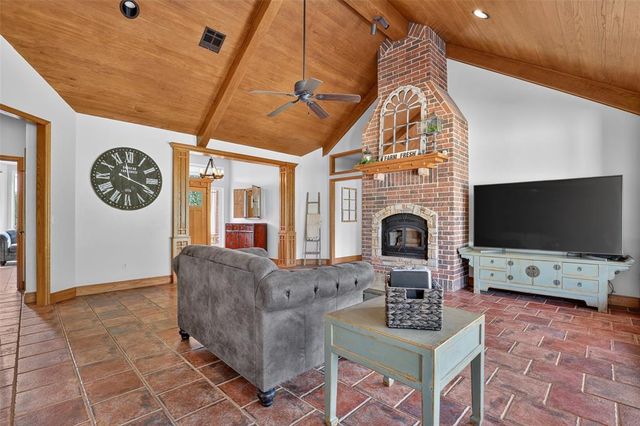 2807 Edmond NE Road, Piedmont, OK 73078