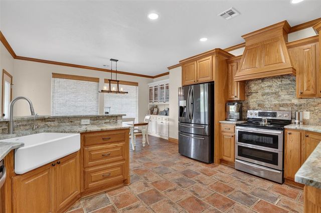 2807 Edmond NE Road, Piedmont, OK 73078