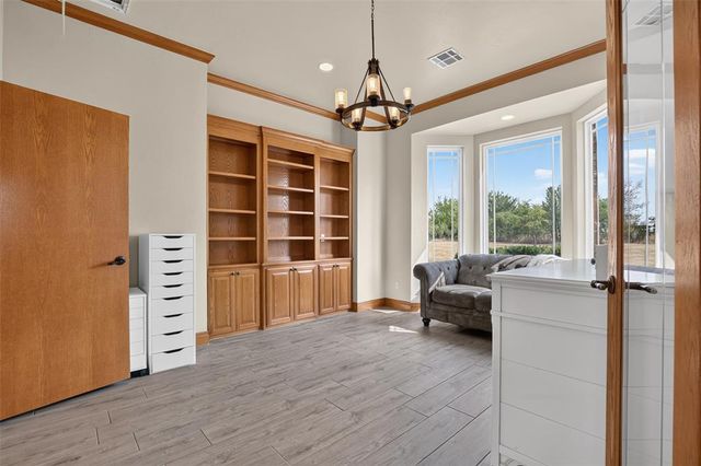 2807 Edmond NE Road, Piedmont, OK 73078