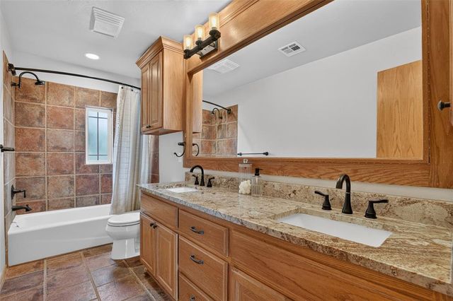 2807 Edmond NE Road, Piedmont, OK 73078