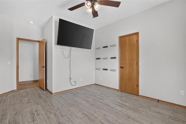 2807 Edmond NE Road, Piedmont, OK 73078