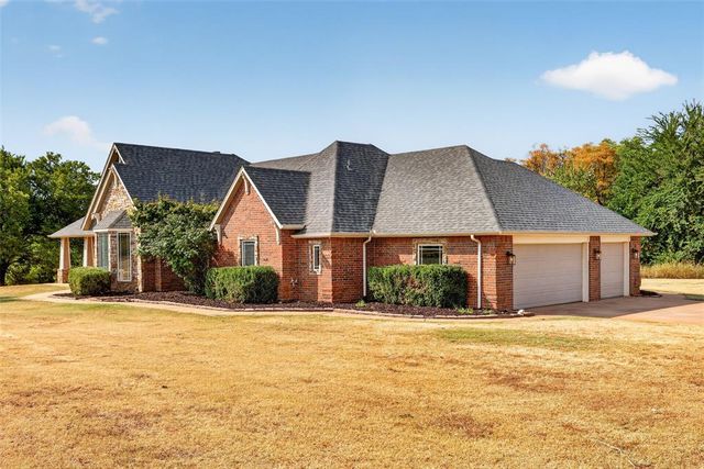 2807 Edmond NE Road, Piedmont, OK 73078