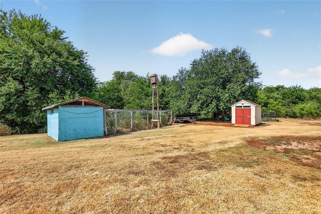 2807 Edmond NE Road, Piedmont, OK 73078