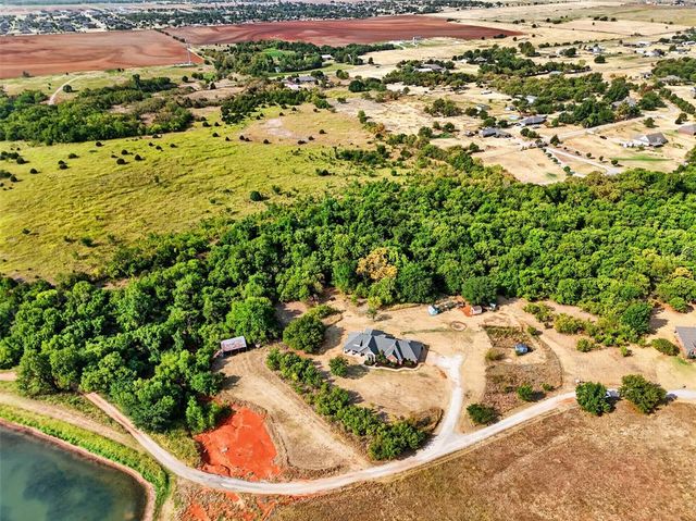 2807 Edmond NE Road, Piedmont, OK 73078