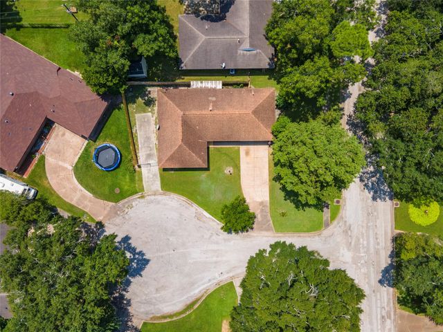 2513 Meadow Lane, La Marque, TX 77568