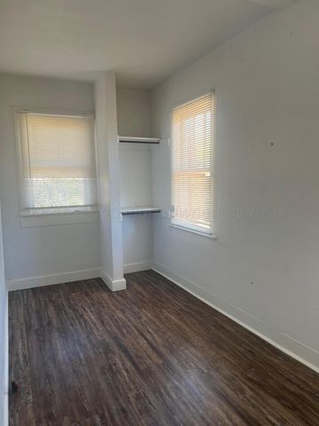 314 S Jefferson Street, Clarendon, TX 79226