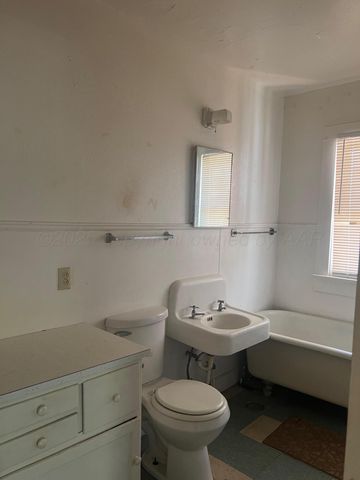 314 S Jefferson Street, Clarendon, TX 79226