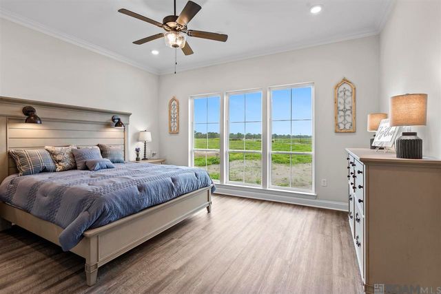 5160 Black River Rd, Darrow, LA 70725