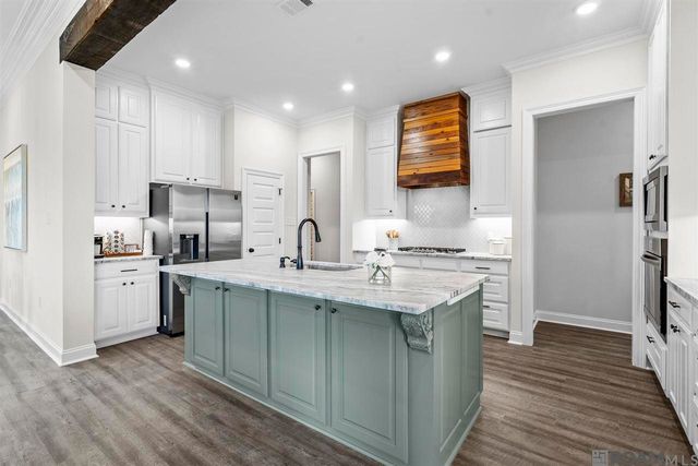 5160 Black River Rd, Darrow, LA 70725