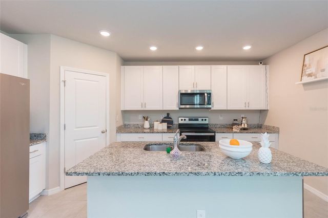 38794 OPAL WILLOW LANE, Zephyrhills, FL 33540