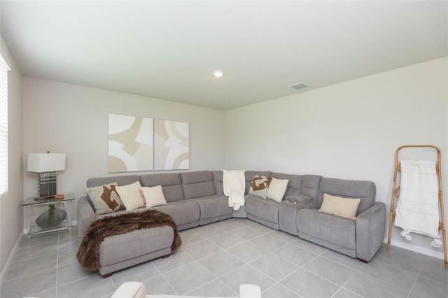 38794 OPAL WILLOW LANE, Zephyrhills, FL 33540