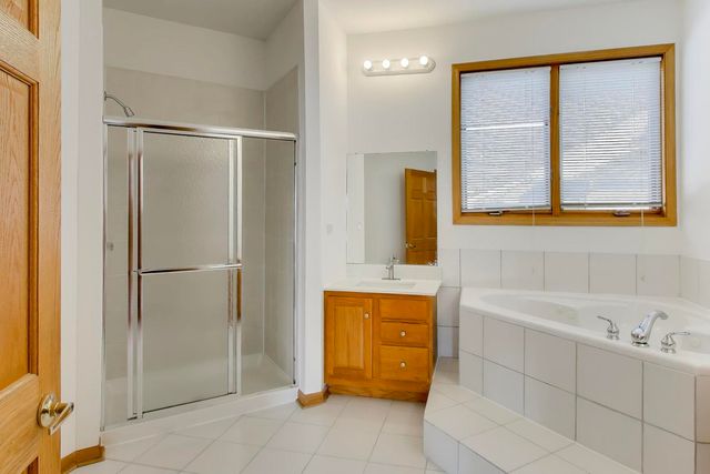 16W234 91st Street, Burr Ridge, IL 60527