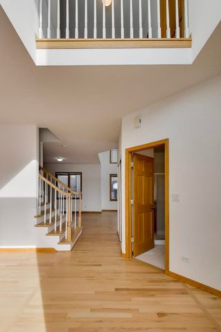 16W234 91st Street, Burr Ridge, IL 60527