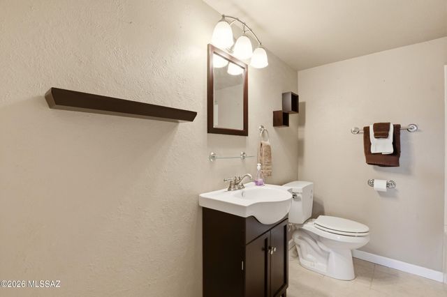 1600 N Wilmot Rd Unit 229, Tucson, AZ 85712