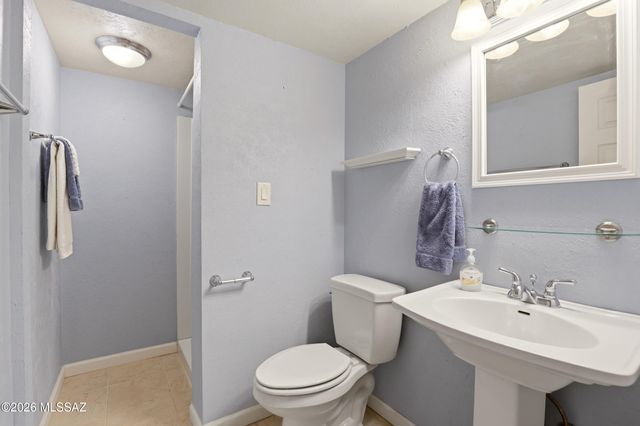 1600 N Wilmot Rd Unit 229, Tucson, AZ 85712