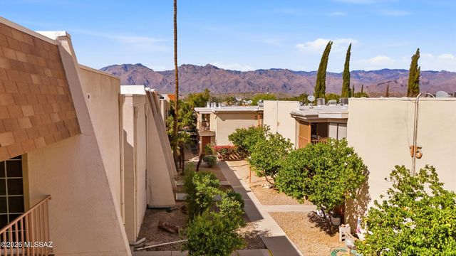 1600 N Wilmot Rd Unit 229, Tucson, AZ 85712