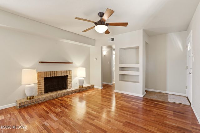 1600 N Wilmot Rd Unit 229, Tucson, AZ 85712