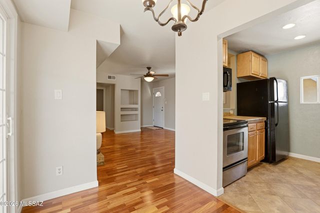 1600 N Wilmot Rd Unit 229, Tucson, AZ 85712