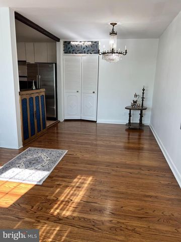 1621 STRAHLE ST, Philadelphia, PA 19152