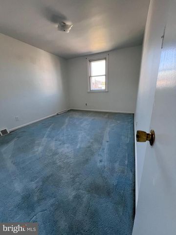 1621 STRAHLE ST, Philadelphia, PA 19152