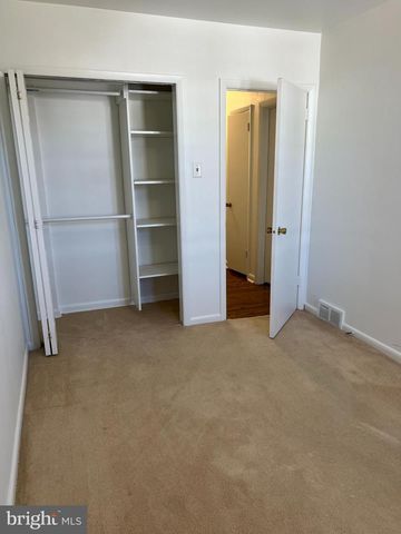 1621 STRAHLE ST, Philadelphia, PA 19152