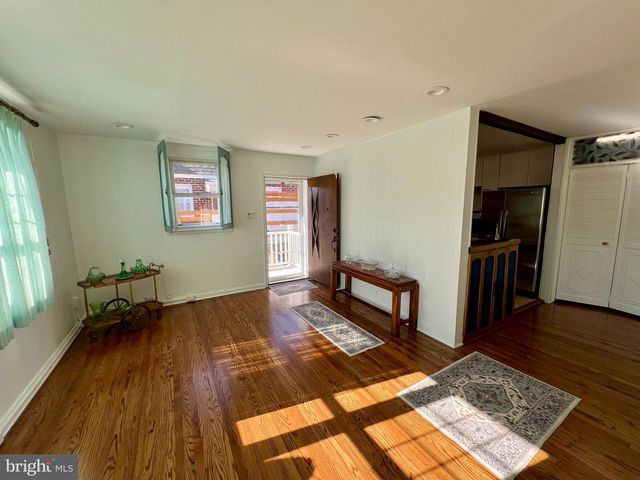 1621 STRAHLE ST, Philadelphia, PA 19152