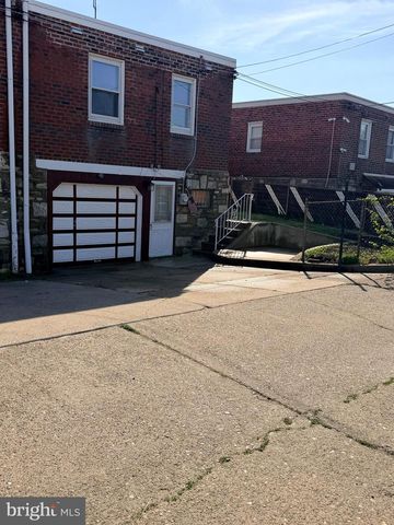 1621 STRAHLE ST, Philadelphia, PA 19152