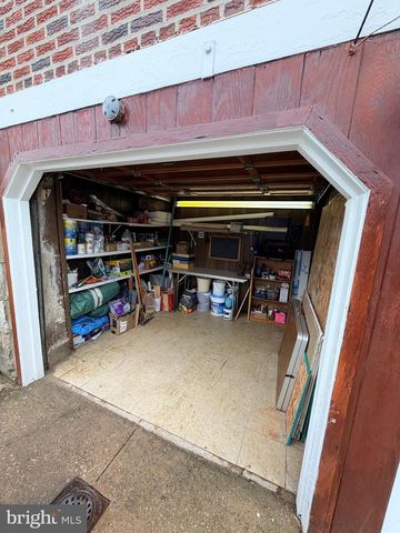 1621 STRAHLE ST, Philadelphia, PA 19152