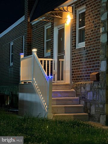 1621 STRAHLE ST, Philadelphia, PA 19152