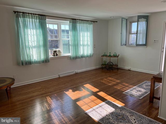 1621 STRAHLE ST, Philadelphia, PA 19152