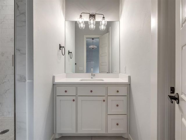 15113 Salem Creek Place, Edmond, OK 73013