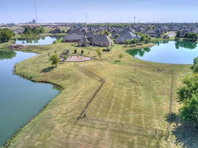 15113 Salem Creek Place, Edmond, OK 73013