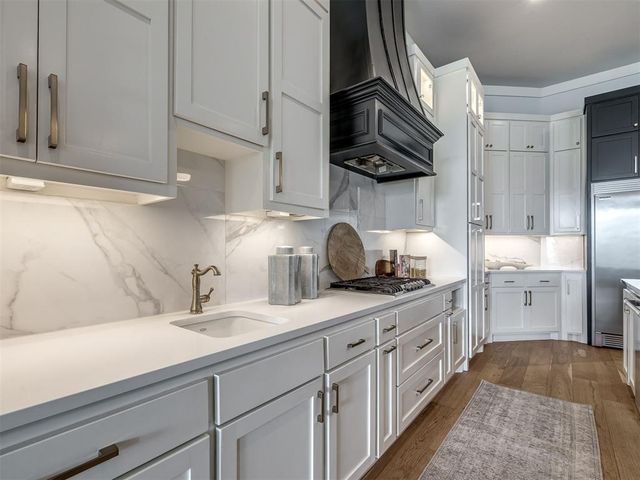 15113 Salem Creek Place, Edmond, OK 73013