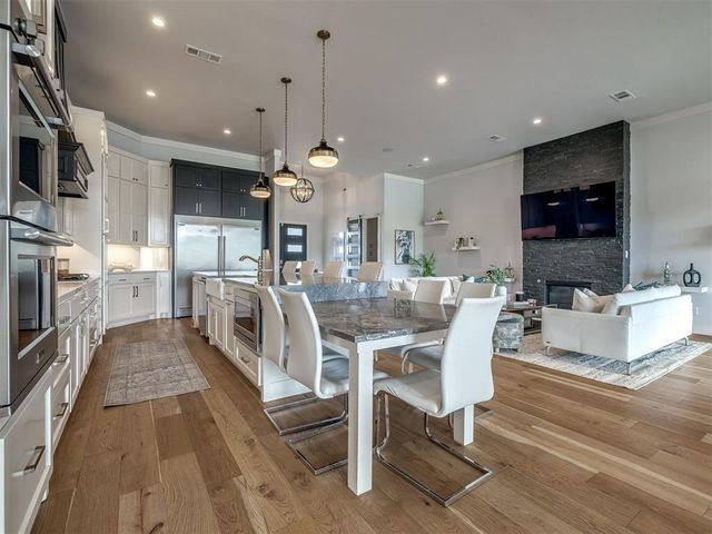 15113 Salem Creek Place, Edmond, OK 73013