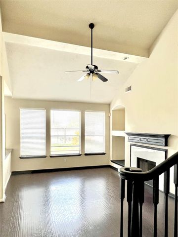4911 Knights Branch Drive, Sugar Land, TX 77479