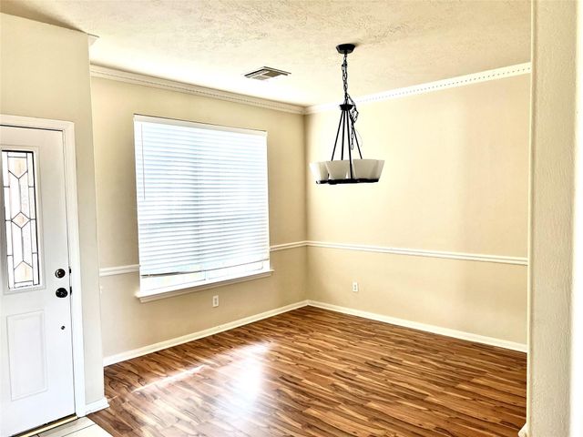 4911 Knights Branch Drive, Sugar Land, TX 77479