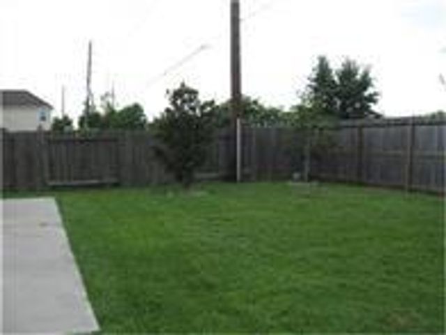 4911 Knights Branch Drive, Sugar Land, TX 77479