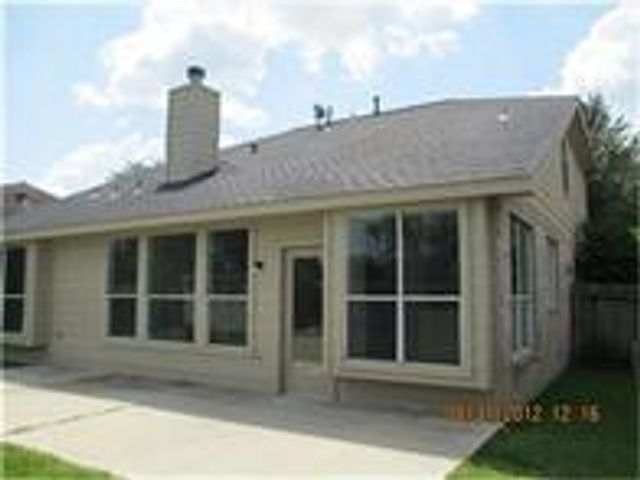 4911 Knights Branch Drive, Sugar Land, TX 77479