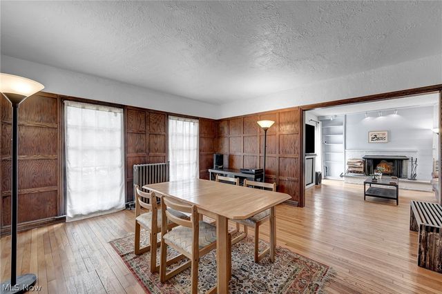 1284 Overlook Road, Lakewood, OH 44107