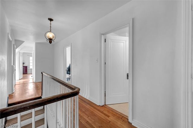 1284 Overlook Road, Lakewood, OH 44107