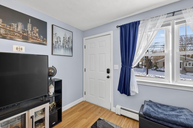 65 Taylor Street, Manchester, NH 03103