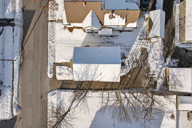 65 Taylor Street, Manchester, NH 03103