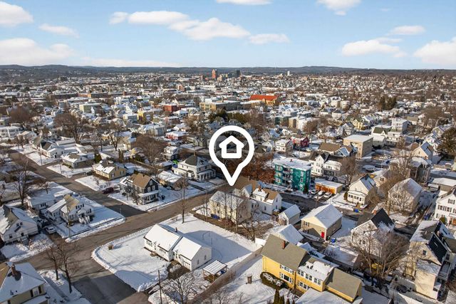 65 Taylor Street, Manchester, NH 03103