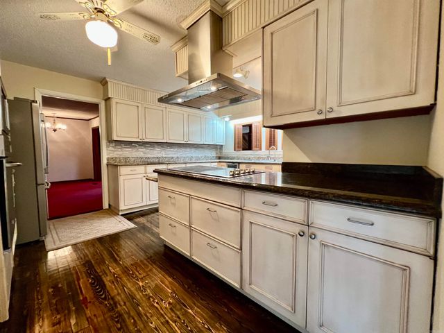 115 N Crest, Trumann, AR 72472