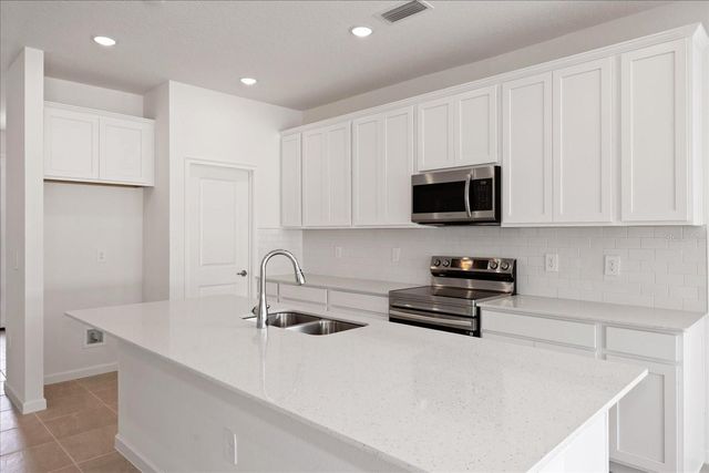 9612 VIBRANT LANE, Venice, FL 34292