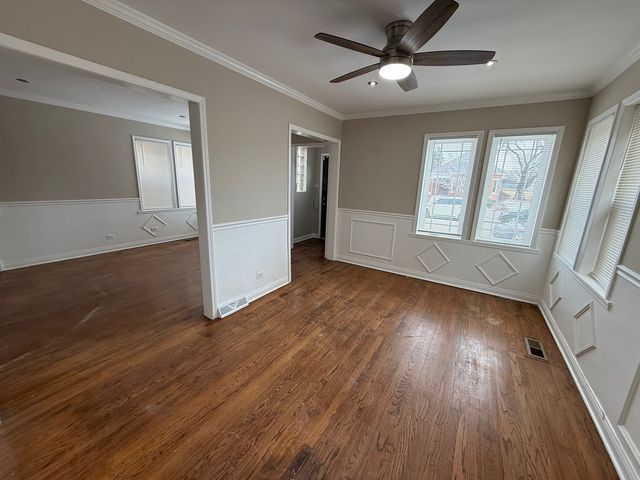 10154 S Calumet Avenue, Chicago, IL 60628